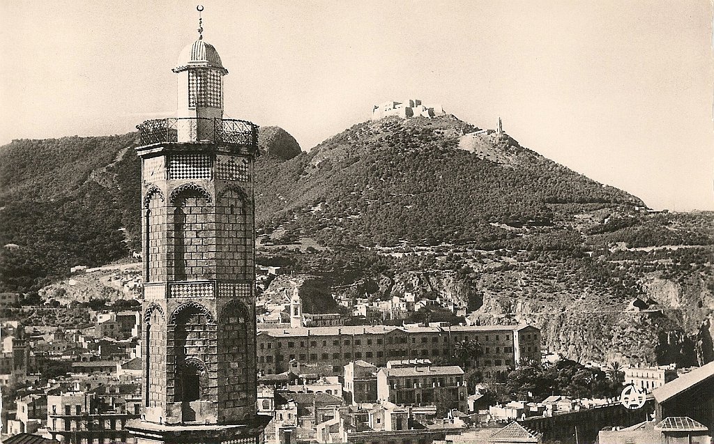 167-Le Minaret et le vieil Oran.JPG